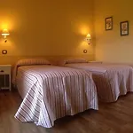Semesterbostad Cascina Rollone Rocchetta Tanaro